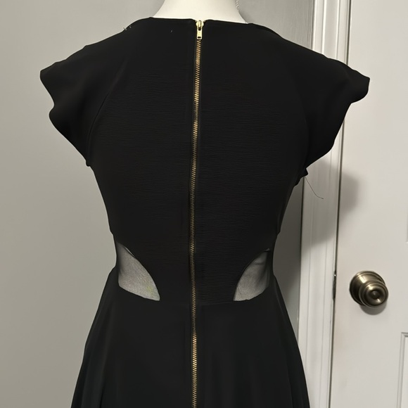 Malloy- black dress with outer skirt (not detachable) - medium - Picture 5 of 6
